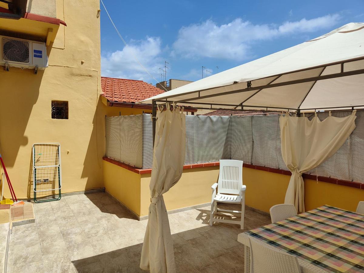 Residence Hotel Vittoria Tirrenia Eksteriør billede